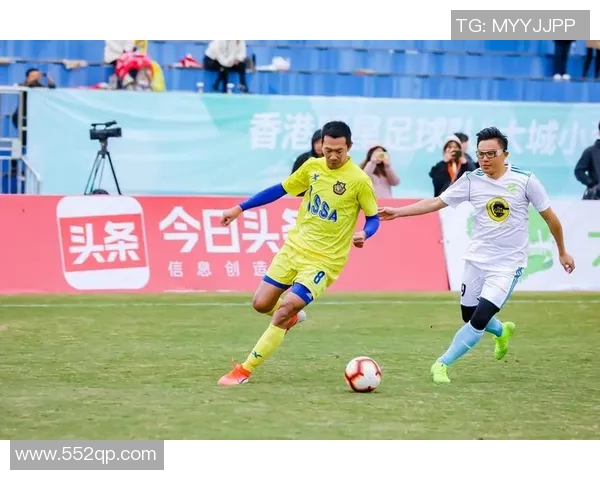 足球球星与娱乐明星联手打造跨界合作新风潮 引领体育与娱乐的融合发展